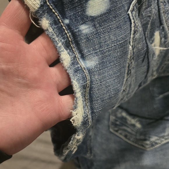 BKE Distressed Denim Shorts - Picture 11 of 12